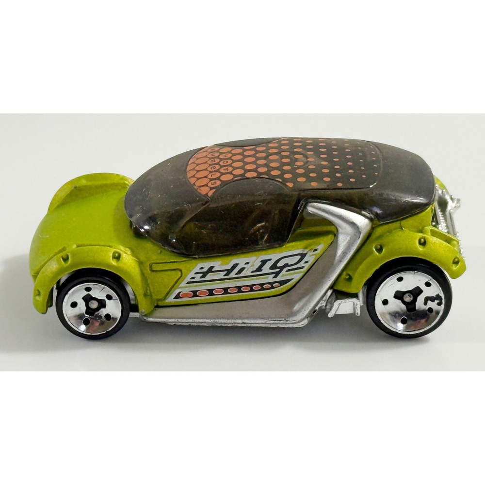 Hot Wheels Hi I.Q. Diecast Car Kids 1:64 Lime Green‎ 2004 First Editions